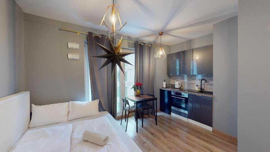 Wroapart-Pl Prince Witold Apartments By The River - 500 Steps To Market Square Wroclaw Ngoại thất bức ảnh